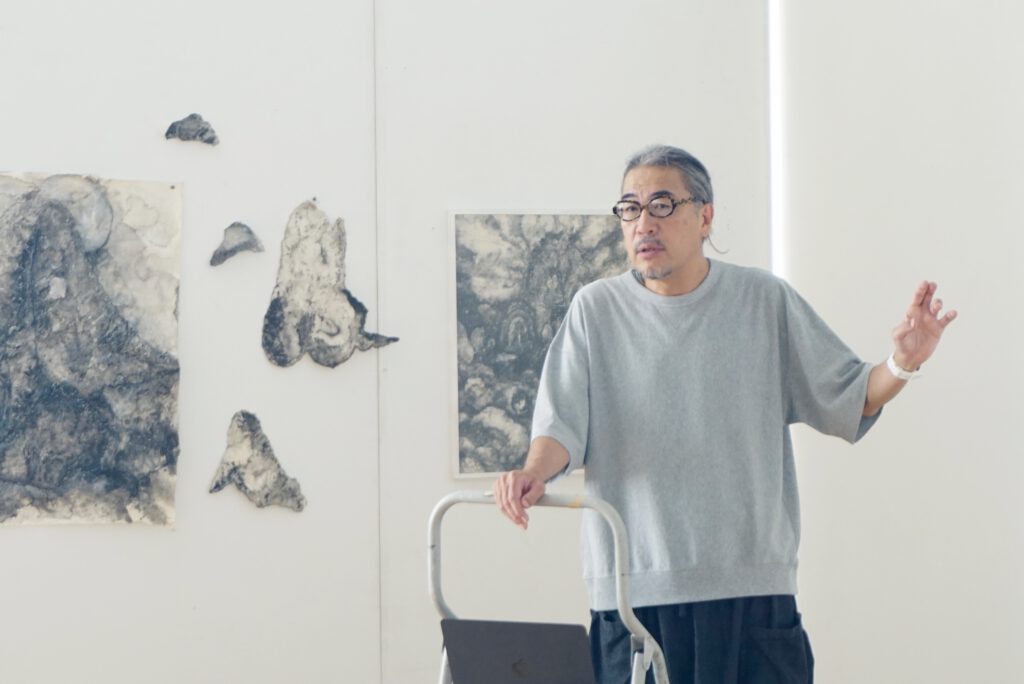 大人のための、アート講座。芸術祭に出品しよう。